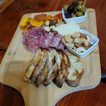 Pop The Bubbly - Charcuterie board - Champagne Bars Near Me - Murphys, California Pop The Bubbly - Charcuterie board - Champagne Bars Near Me - Murphys, California