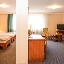 Hit Hotel