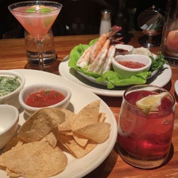 Houston's Restaurant - American Near Me - Hackensack, New Jersey Houston's Restaurant - American Near Me - Hackensack, New Jersey