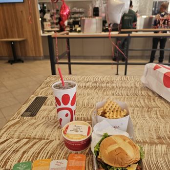 Chick-fil-A - Fast Food Near Me - Woodside, New York