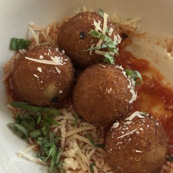 Brown & Loe - Jalapeño Popper Arancini - New American Near Me - Kansas City, Missouri Brown & Loe - Jalapeño Popper Arancini - New American Near Me - Kansas City, Missouri