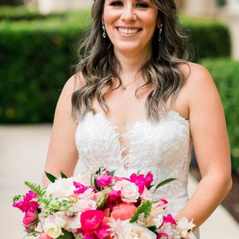 Salon 5014 - Extensions & Bride Style by Kayla - Hair Salons Near Me - Dallas, Texas Salon 5014 - Extensions & Bride Style by Kayla - Hair Salons Near Me - Dallas, Texas