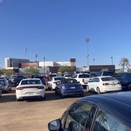 Easy parking. Stadium close by over there. Easy parking. Stadium close by over there.