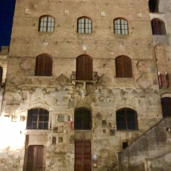Comune di San Gimignano - Town Hall Near Me - San Gimignano, SI