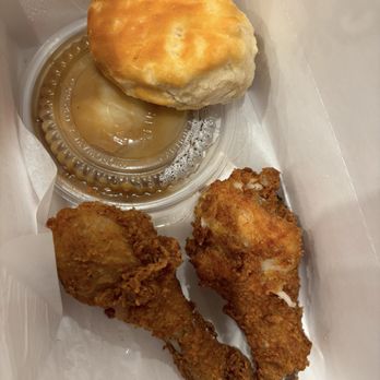 KFC - Fast Food Near Me - Folsom, California