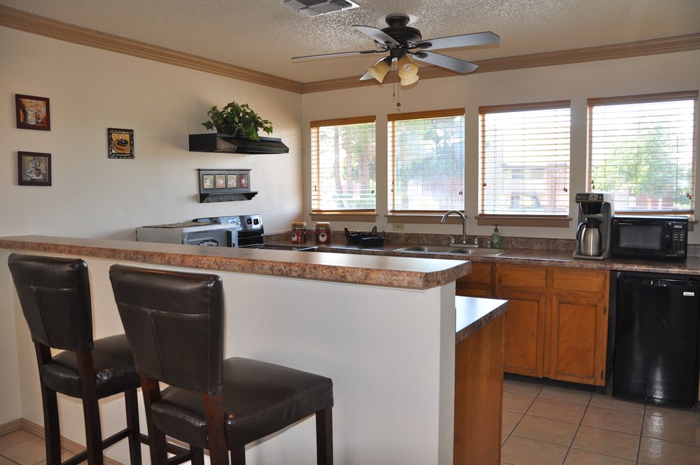 HIGH RIDGE APARTMENTS 9353 Viscount Blvd, El Paso, Texas 22 Photos