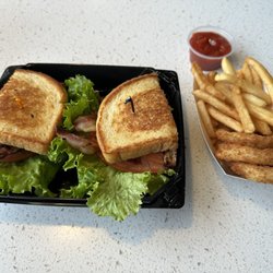 Habit Burger & Grill - Free Chicken Club w/app