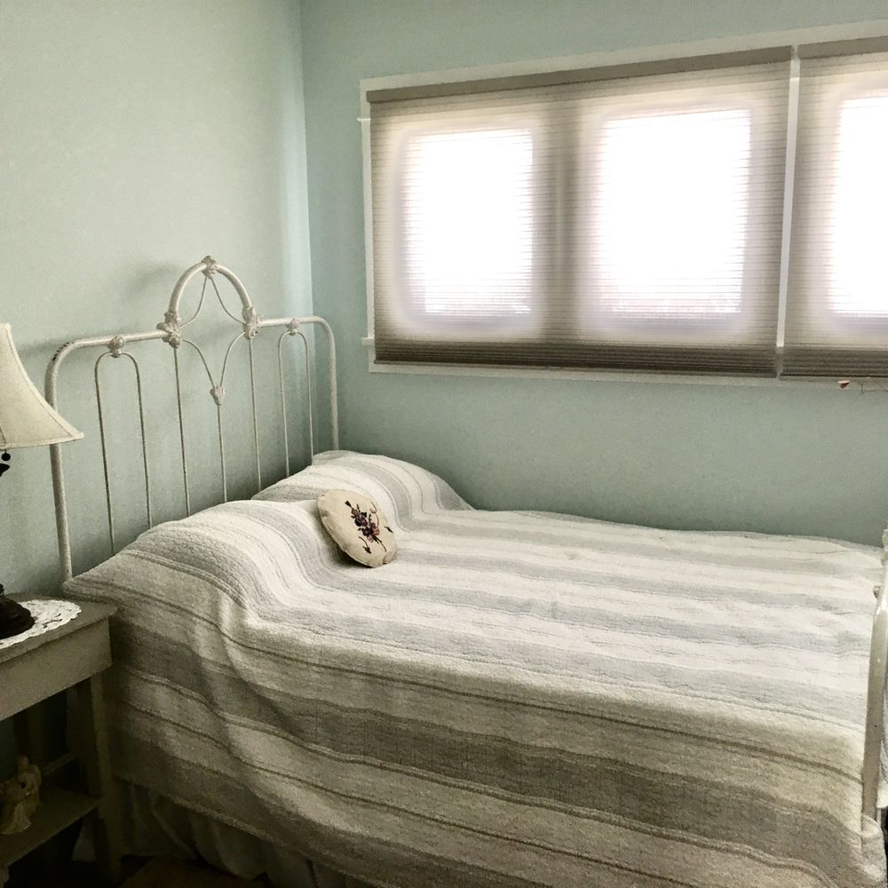 Guest bedroom, new ceiling, new closet, paint. Guest bedroom, new ceiling, new closet, paint.