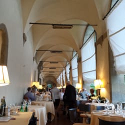 Villa San Michele - Im Sommer wird die Veranda als Restaurant genutzt