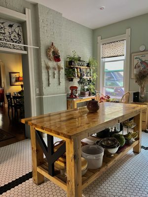 Queen Anne Urban Bed & Breakfast by null