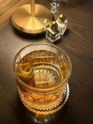 Butcher & Rose by null