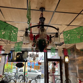 El Mexicano Restaurant & Cafe 3 - a view of the dining area - Mexican Near Me - Brooklyn, New York El Mexicano Restaurant & Cafe 3 - a view of the dining area - Mexican Near Me - Brooklyn, New York
