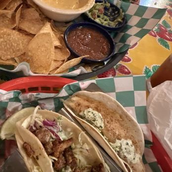 Tia Juanita Fish Camp - Dip sampler & shrimp & fish tacos - Cajun/Creole Near Me - Winnie, Texas