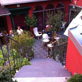 Hotell Dorsia - Looking down at terrace from upstairs - Hotels Near Me - Gothenburg, O