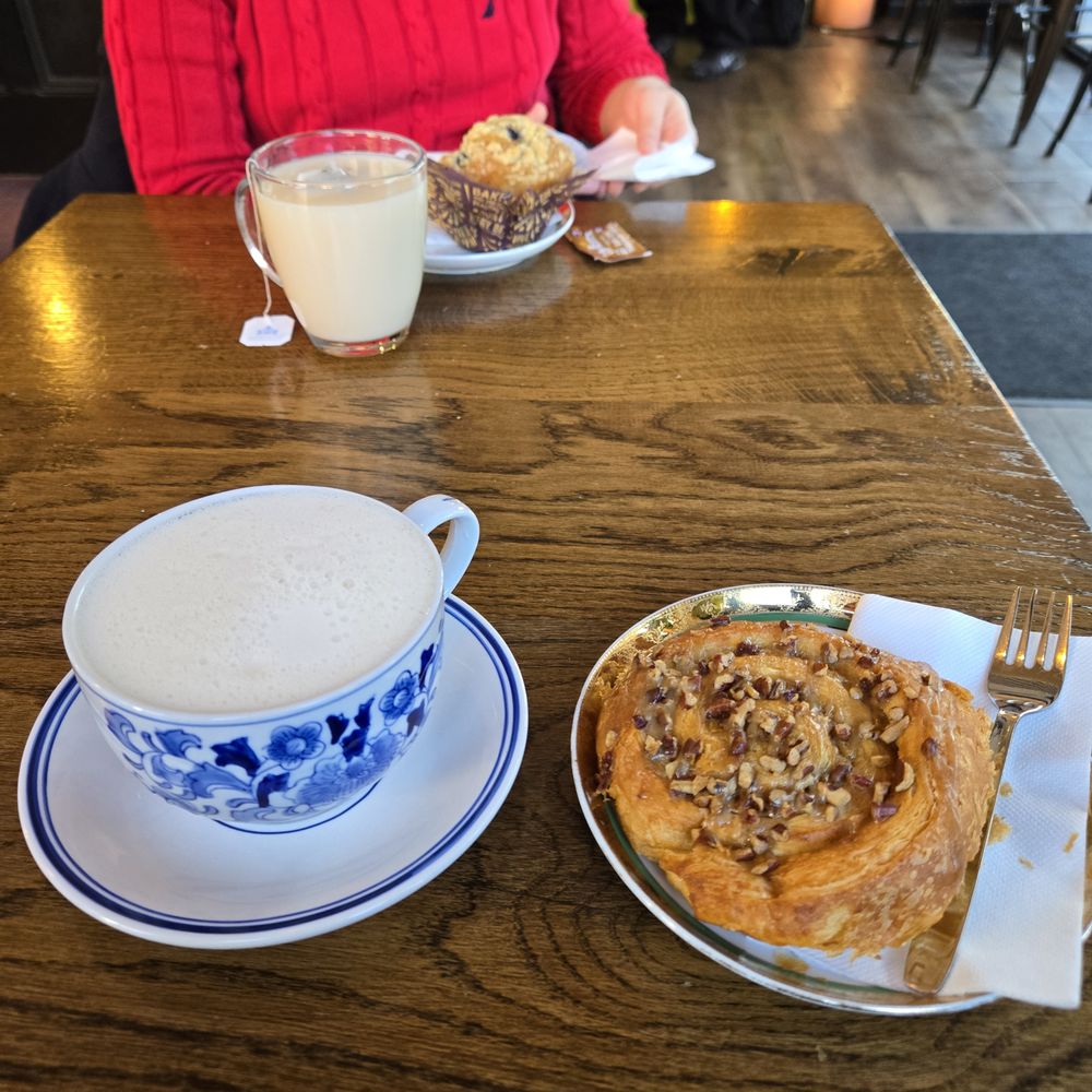 Teas and cakes Teas and cakes