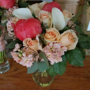 McCormick Flowers - Bridesmaid Flowers - Florists Near Me - Winthrop, Massachusetts