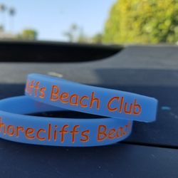 Shorecliffs Beach Club - Wear these