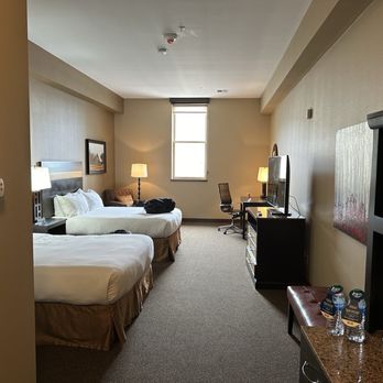 Hotel Maison Yakima Tapestry Collection by Hilton - Hotels Near Me - Yakima, Washington Hotel Maison Yakima Tapestry Collection by Hilton - Hotels Near Me - Yakima, Washington