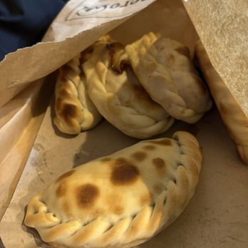 El Hornero - Empanadas Near Me - Buenos Aires, C El Hornero - Empanadas Near Me - Buenos Aires, C