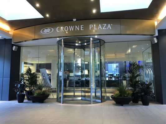 Crowne Plaza Canberra by IHG by null