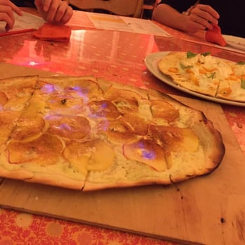 Marianne's Flammkuchen - Flatbread Near Me - Karlsruhe, BW