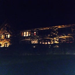 Ambiance is amazing.. Wish the food could come up to par. Ambiance is amazing.. Wish the food could come up to par.