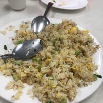 Ginger & Garlic - Garlic Fried Rice with Seafood - Dim Sum Near Me - Honolulu, Hawaii Ginger & Garlic - Garlic Fried Rice with Seafood - Dim Sum Near Me - Honolulu, Hawaii