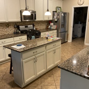 Mena Stone Surfaces - BEFORE: Builder's grade Baltic Moss granite - Countertop Installation Near Me - San Antonio, Texas