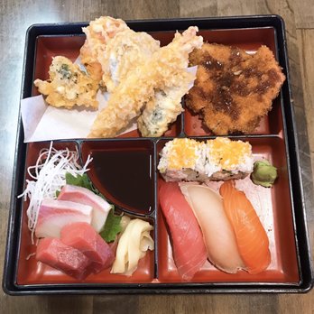 Nakagawa Japanese Restaurant - Deluxe Bento - Sushi Bars Near Me - Bothell, Washington Nakagawa Japanese Restaurant - Deluxe Bento - Sushi Bars Near Me - Bothell, Washington