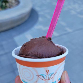 Sweet Republic - a hand holding a cup of ice cream - Ice Cream & Frozen Yogurt Near Me - Tempe, Arizona Sweet Republic - a hand holding a cup of ice cream - Ice Cream & Frozen Yogurt Near Me - Tempe, Arizona