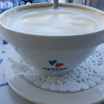 Cochon Dingue - Cafe au lait - Breakfast & Brunch Near Me - Quebec City, Quebec