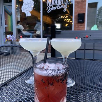 Nobody's Darling - Outdoor - Cocktail Bars Near Me - Chicago, Illinois Nobody's Darling - Outdoor - Cocktail Bars Near Me - Chicago, Illinois