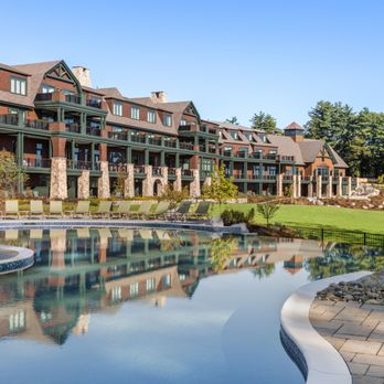 The Dining Room - Pool - New American Near Me - Tilton, New Hampshire