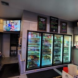 Uncle Matt‘s Bar And Patio - Bottled Beer