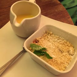 Plough Inn - Rhubarb and apple crumble