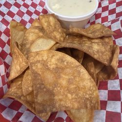 Chips & Queso