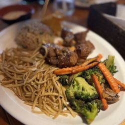 Fuji Sushi Japanese Cuisine - Hibachi steak