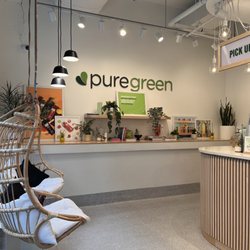 Pure Green - Interior