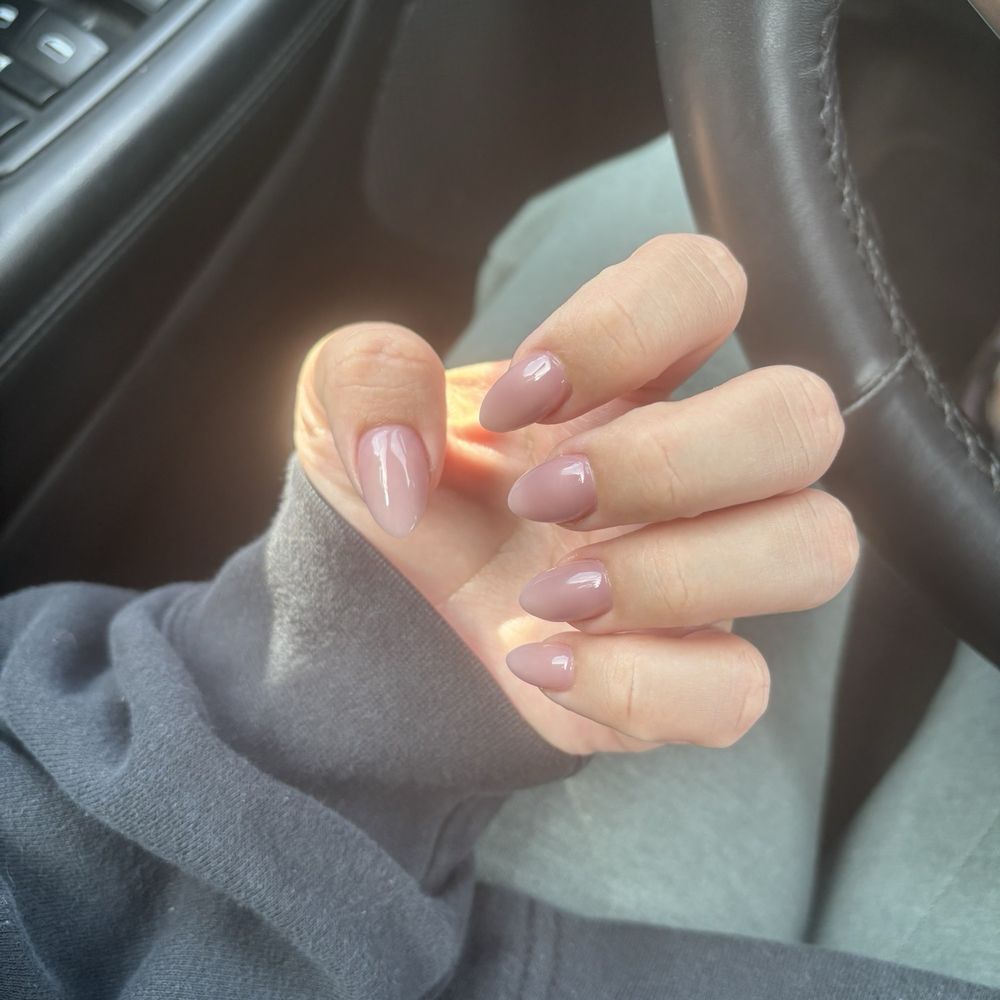 Queena Nail and Spa - Acrylic Fill - Nail Salons Near Me - Rancho Cucamonga, California Queena Nail and Spa - Acrylic Fill - Nail Salons Near Me - Rancho Cucamonga, California