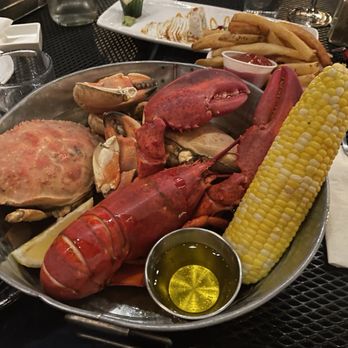 Fishermen's View - Jonah crabs & lobster - New American Near Me - Sandwich, Massachusetts