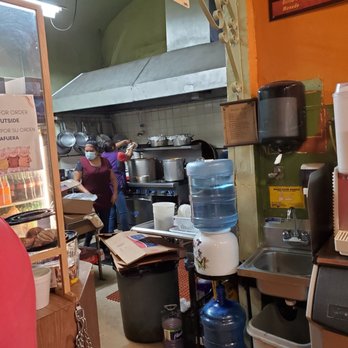 Los Tres Cochinitos Restaurant - a view of the kitchen - Mexican Near Me - Los Angeles, California