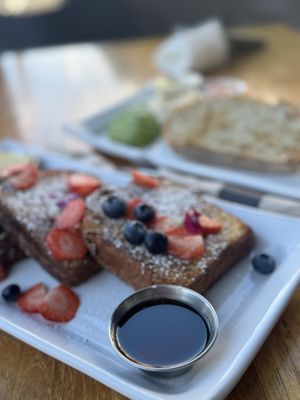 Lofty Coffee Little Italy Cafe and Bakery by null