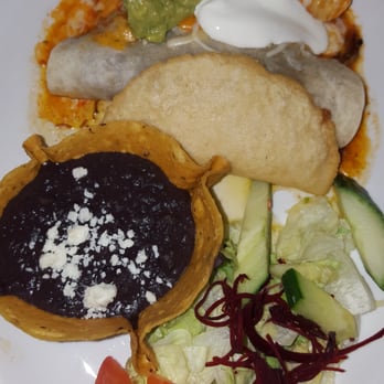 La Mexicana Restaurant - Combo platter empanada burrito and enchilada - Mexican Near Me - North York, Ontario La Mexicana Restaurant - Combo platter empanada burrito and enchilada - Mexican Near Me - North York, Ontario