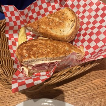 Clubhouse One - Ruben sandwich very good - American Near Me - Miami, Florida Clubhouse One - Ruben sandwich very good - American Near Me - Miami, Florida