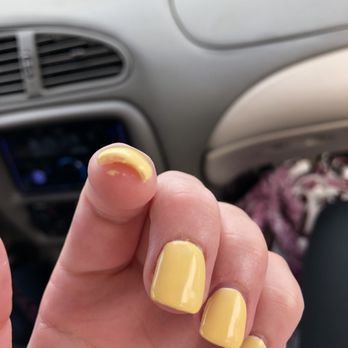 Gloss Nail Bar - Wonky nail - Nail Salons Near Me - Wausau, Wisconsin