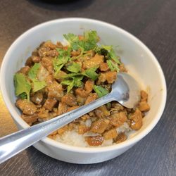 Golden Leaf - Braised pork belly dice bowl
