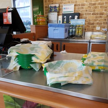 Subway - Kassenbereich - Fast Food Near Me - Poing, BY Subway - Kassenbereich - Fast Food Near Me - Poing, BY
