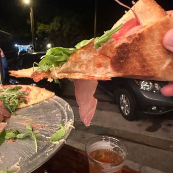 Del Mar Pizza - The crispiest pizza on the planet - Pizza Near Me - Del Mar, California