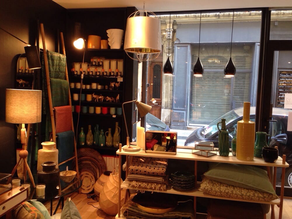 LIGNE 12 Updated April 2024 12 rue Edmond Rostand, Marseille