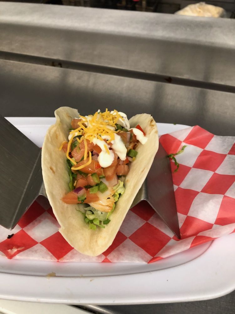 LULU’S LOBSTER & WING SHACK 100 Photos & 110 Reviews 388 Medford